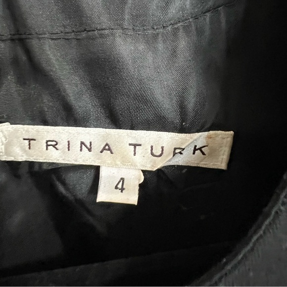 Women’s Trina Turk Blue Short Sleeve Aztec Dress - Size 4 - Picture 4 of 5